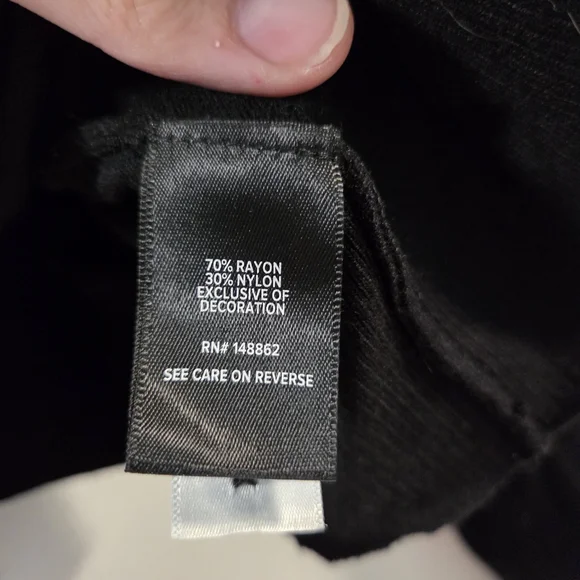 NWOT Torrid Retro Chic Cherry Embroidered Cardigan- Size 2x - Picture 10 of 11